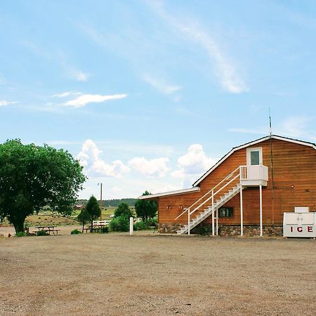 هاتش The Riverside Ranch Motel And Rv Park Southern Utah المظهر الخارجي الصورة