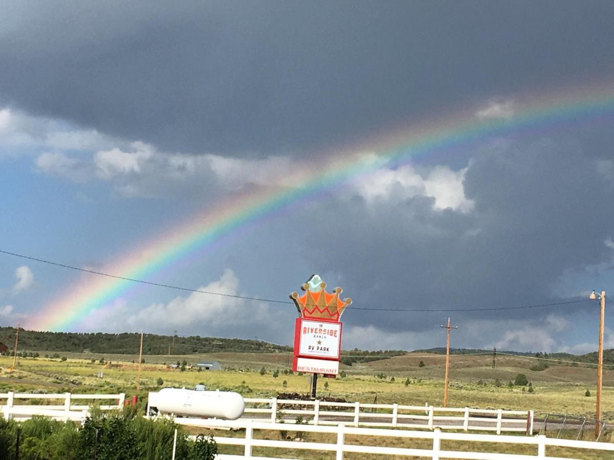هاتش The Riverside Ranch Motel And Rv Park Southern Utah المظهر الخارجي الصورة