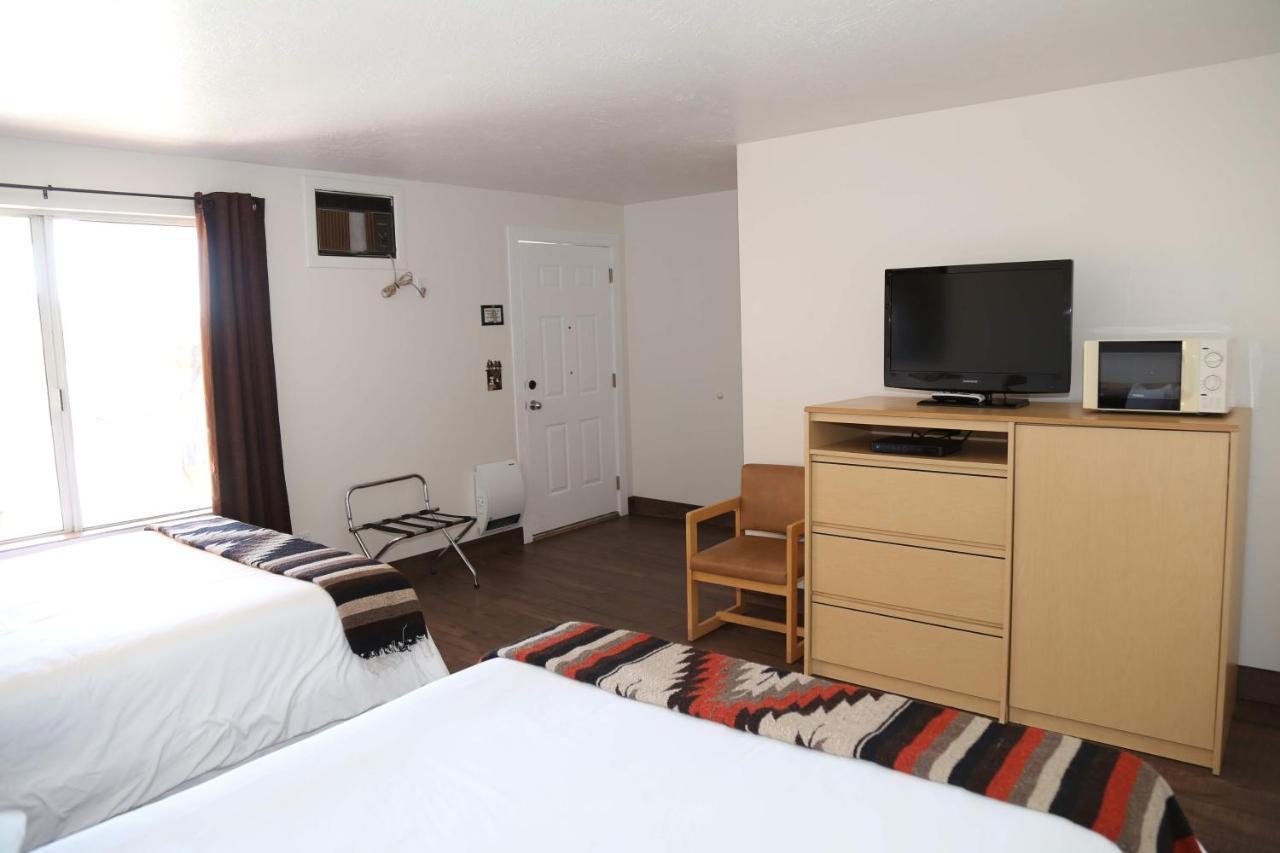 هاتش The Riverside Ranch Motel And Rv Park Southern Utah المظهر الخارجي الصورة