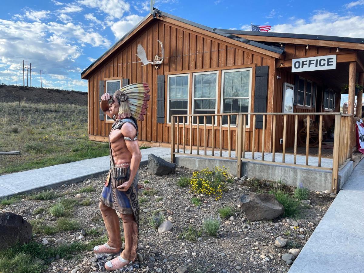 هاتش The Riverside Ranch Motel And Rv Park Southern Utah المظهر الخارجي الصورة