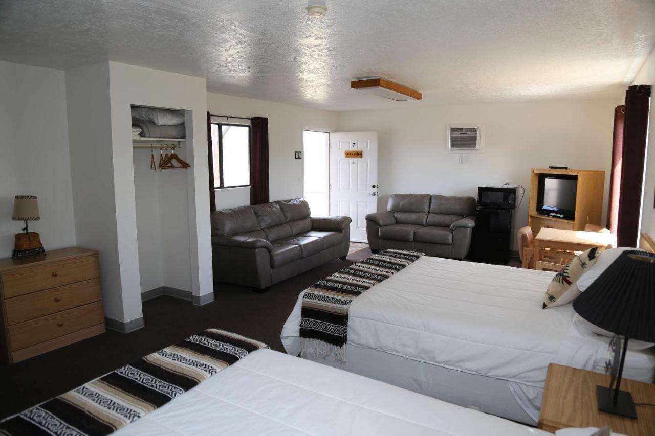 هاتش The Riverside Ranch Motel And Rv Park Southern Utah المظهر الخارجي الصورة