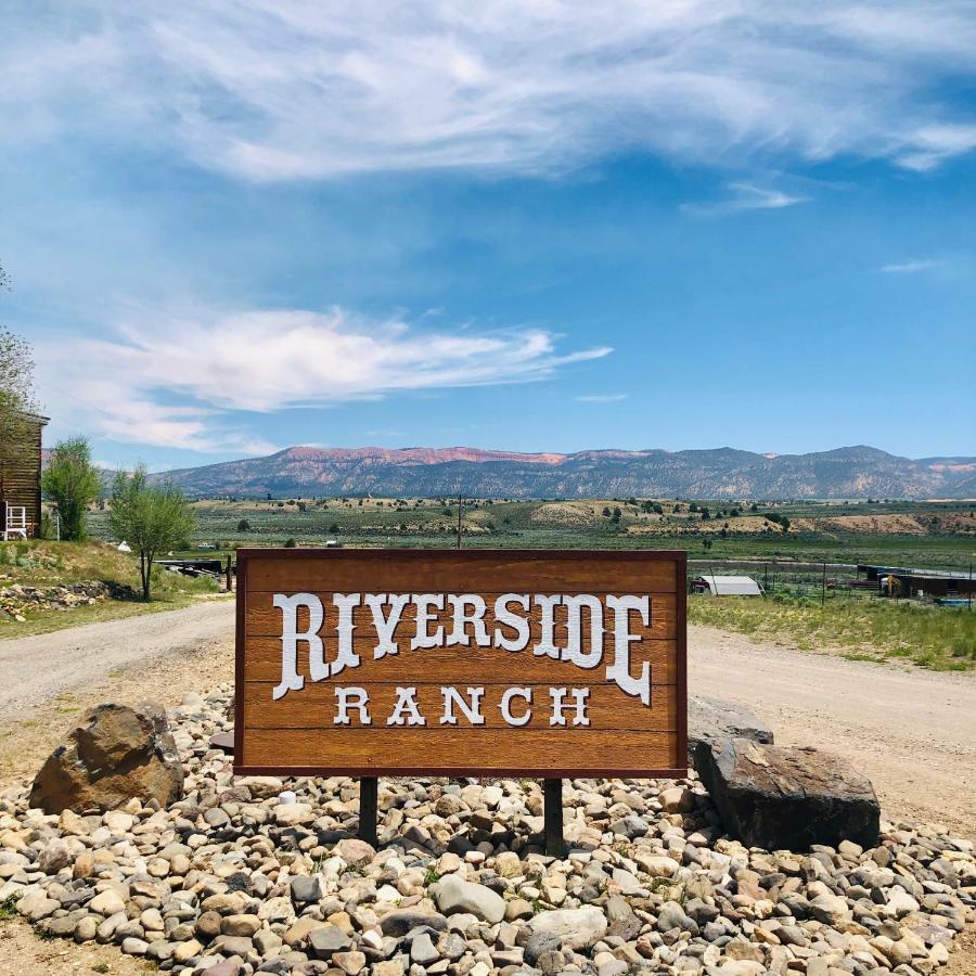 هاتش The Riverside Ranch Motel And Rv Park Southern Utah المظهر الخارجي الصورة